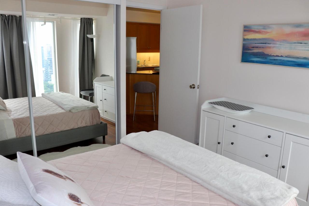Apartment/2Bedrooms/2 Full Bathrooms/Free Parking 토론토 외부 사진